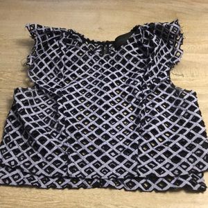 Kendall and Kylie crop shirt